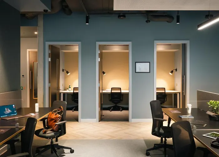 Luxury Cherrywood 18